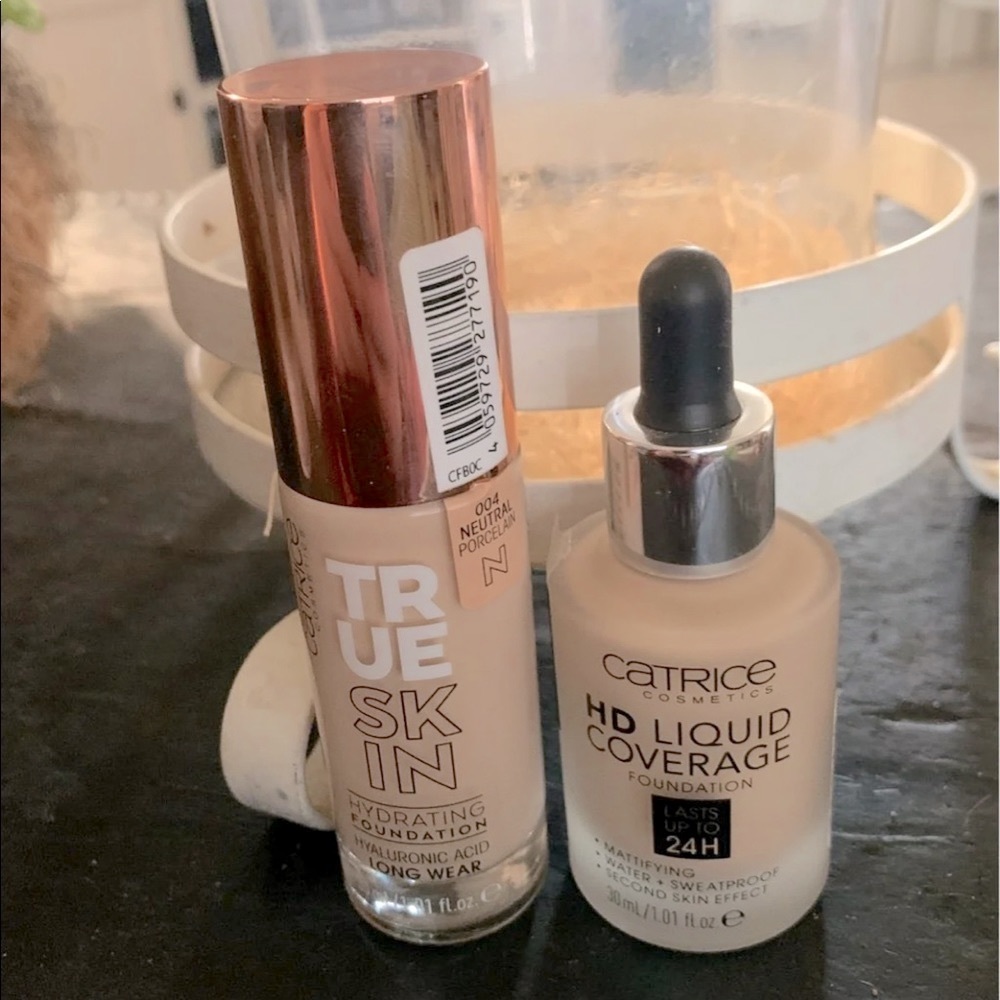 SOLD 📍Catrice foundation bundle (2)